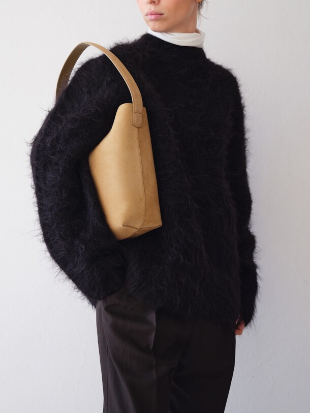 Mami Medium Biscotto Suede 